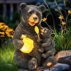 GIGALUMI Solar Garden Statues Loving Bear Figurine Lights